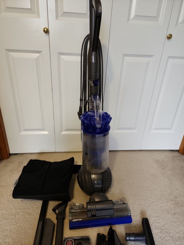 Dyson Animal Ball 2 Pet Vaccumm