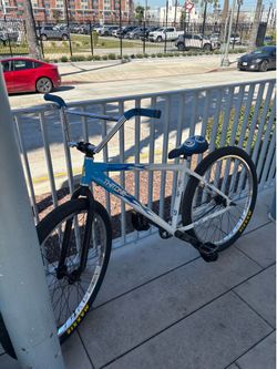 29 Inch throne bike