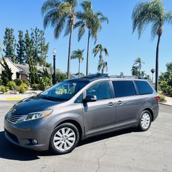 2017 Toyota Sienna Limited Edition