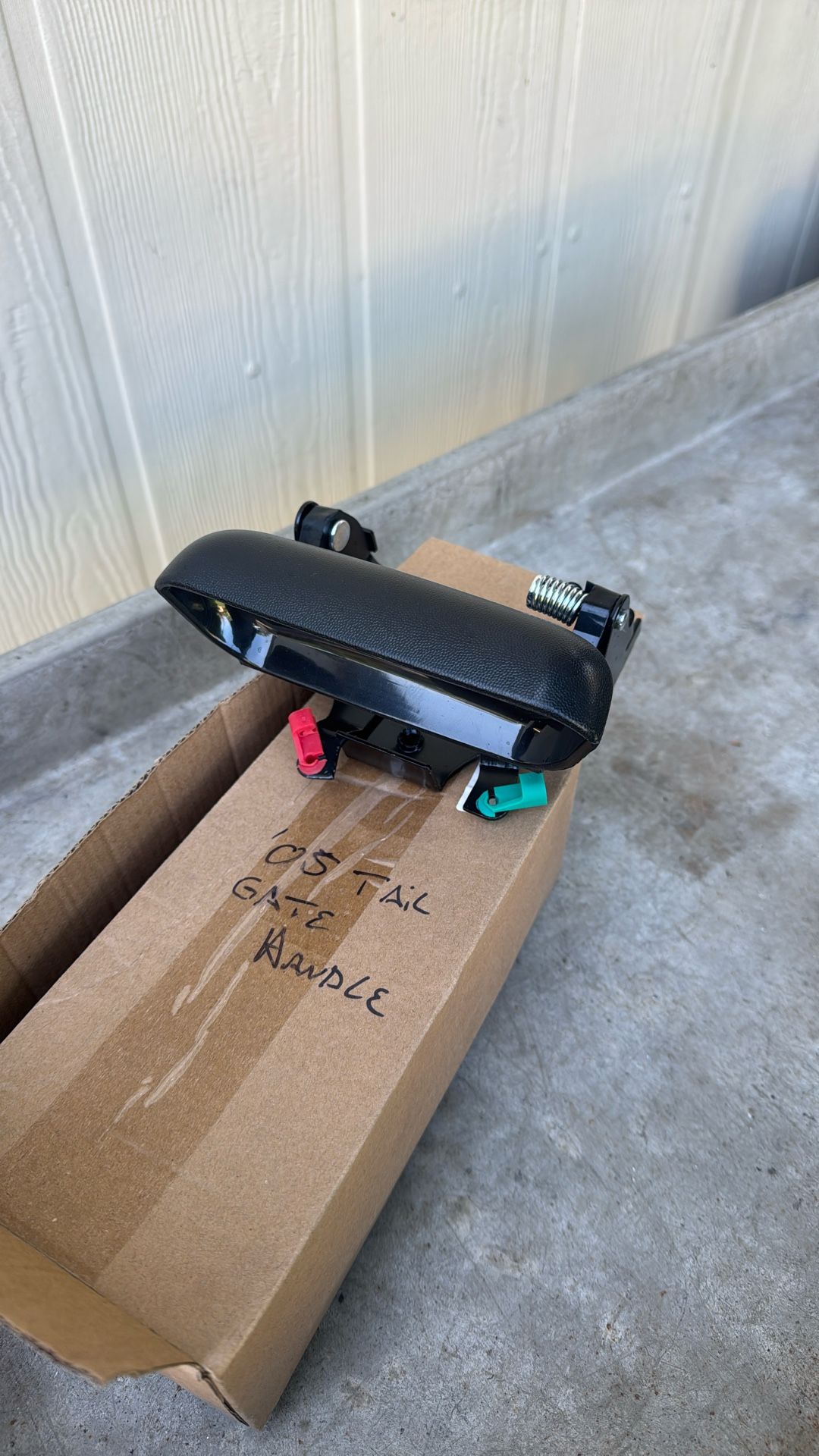 Chevy Tailgate Handle