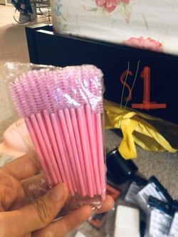 Eyelashes extension equipment