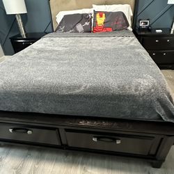 Queen Size Bedroom Set 4 Piece Expresso 