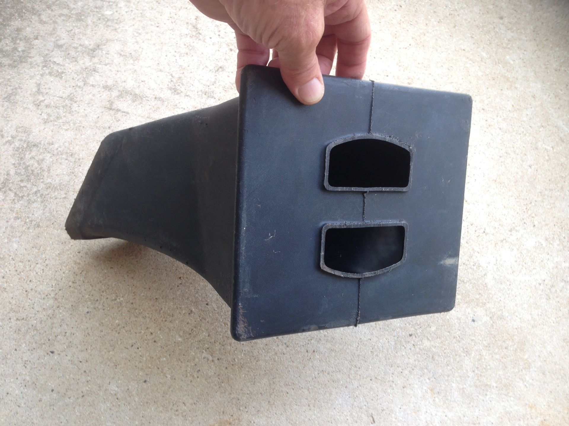 Honda hr215 mulch plug sales