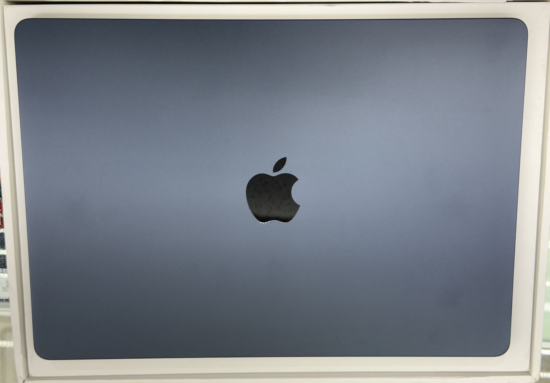 15-inch MacBook Air with Apple M2 chip π» π» π»π₯on Sale