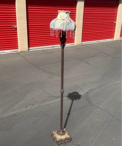 Victorian Style Floor Lamp with Fringe Shade