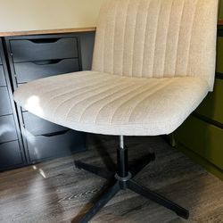 Armless Desk Chair