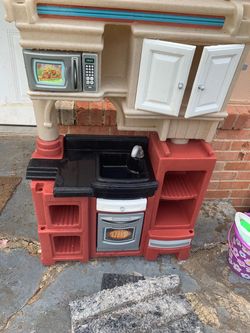 Step2 Kids Play Kitchen Set