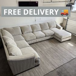 Freshly cleaned Stanton Sectional Couch 🛋️ 