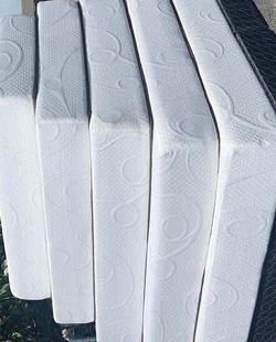 New White Queen set