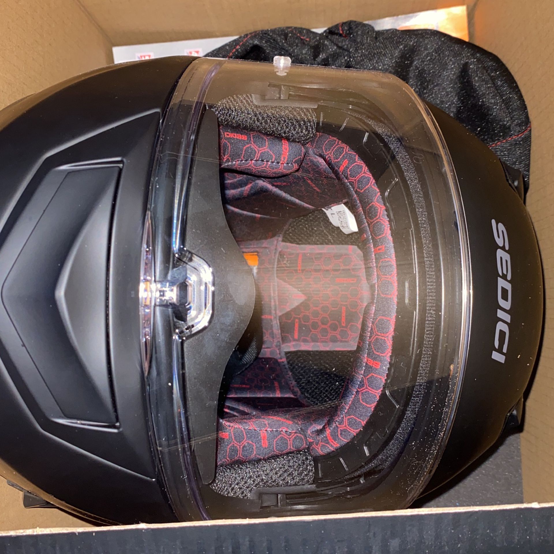 Sedici Strada 2 Parlare w/ Bluetooth, new motorcycle helmet