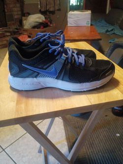 Nike Dart 10. Motionfit Reslon's