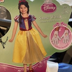 Disney Snow White Costume With White Petticoat .  Girls Size 7/8