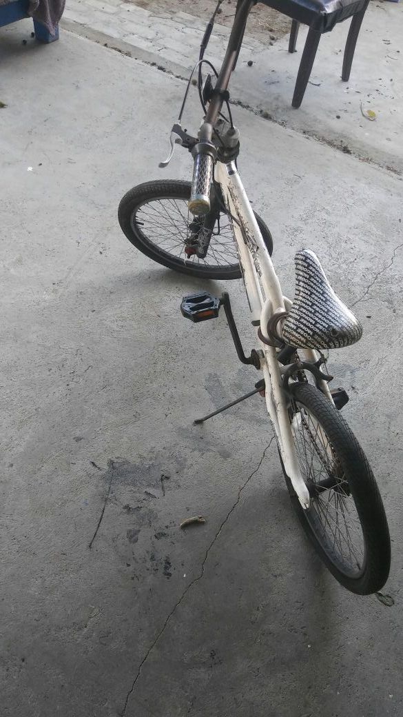 Mongoose bmx bike