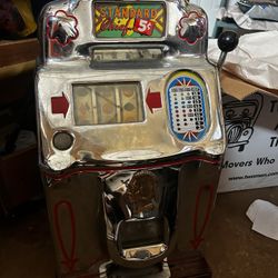 1940’s 5 Cents Jennings Standard