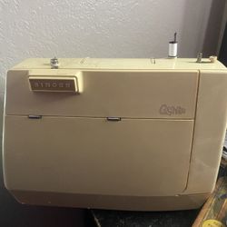 Vintage Singer Genie Sewing Machine