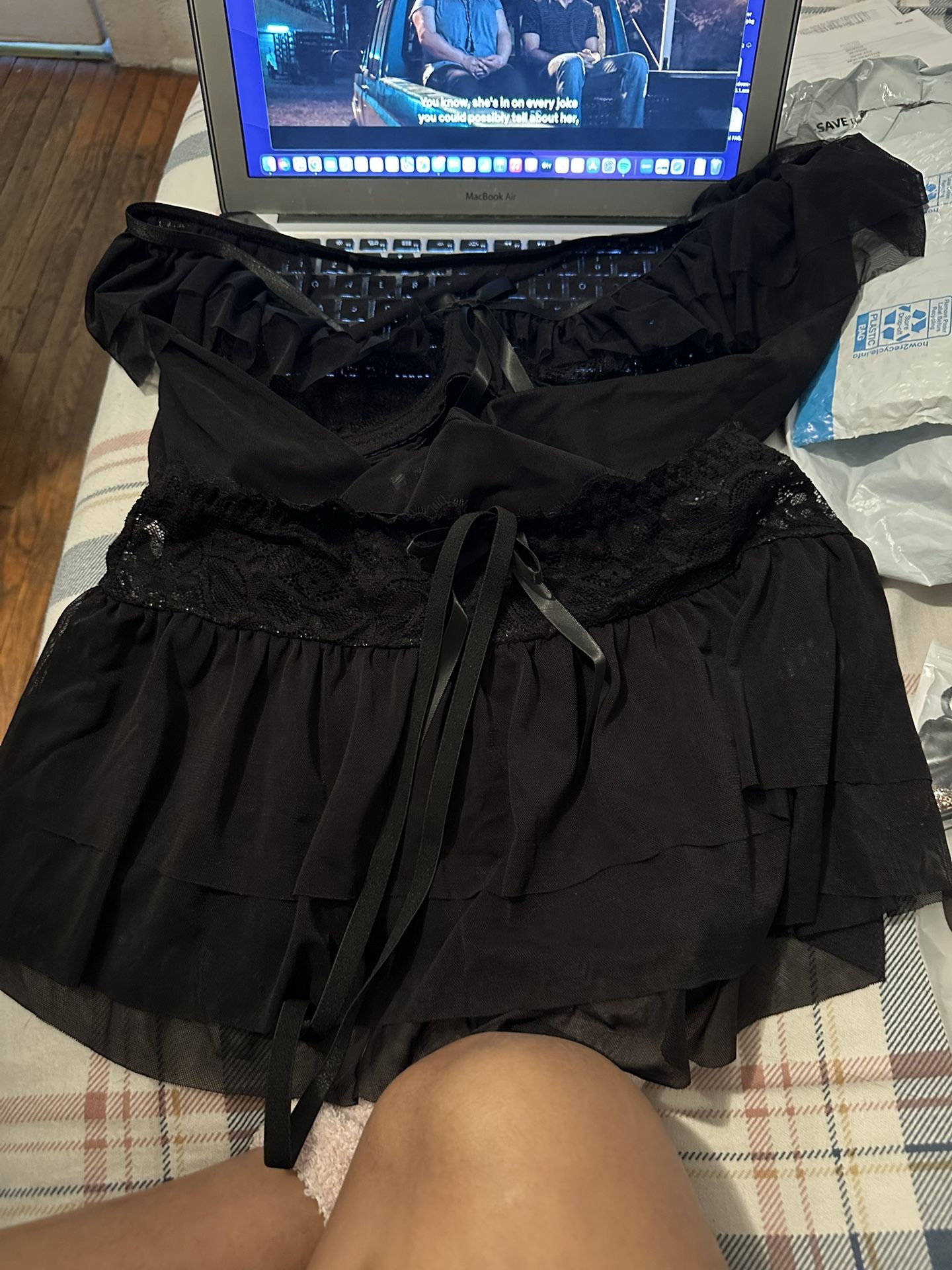 SHEIN Lingerie Crop Top And Skirt Lingerie Set 