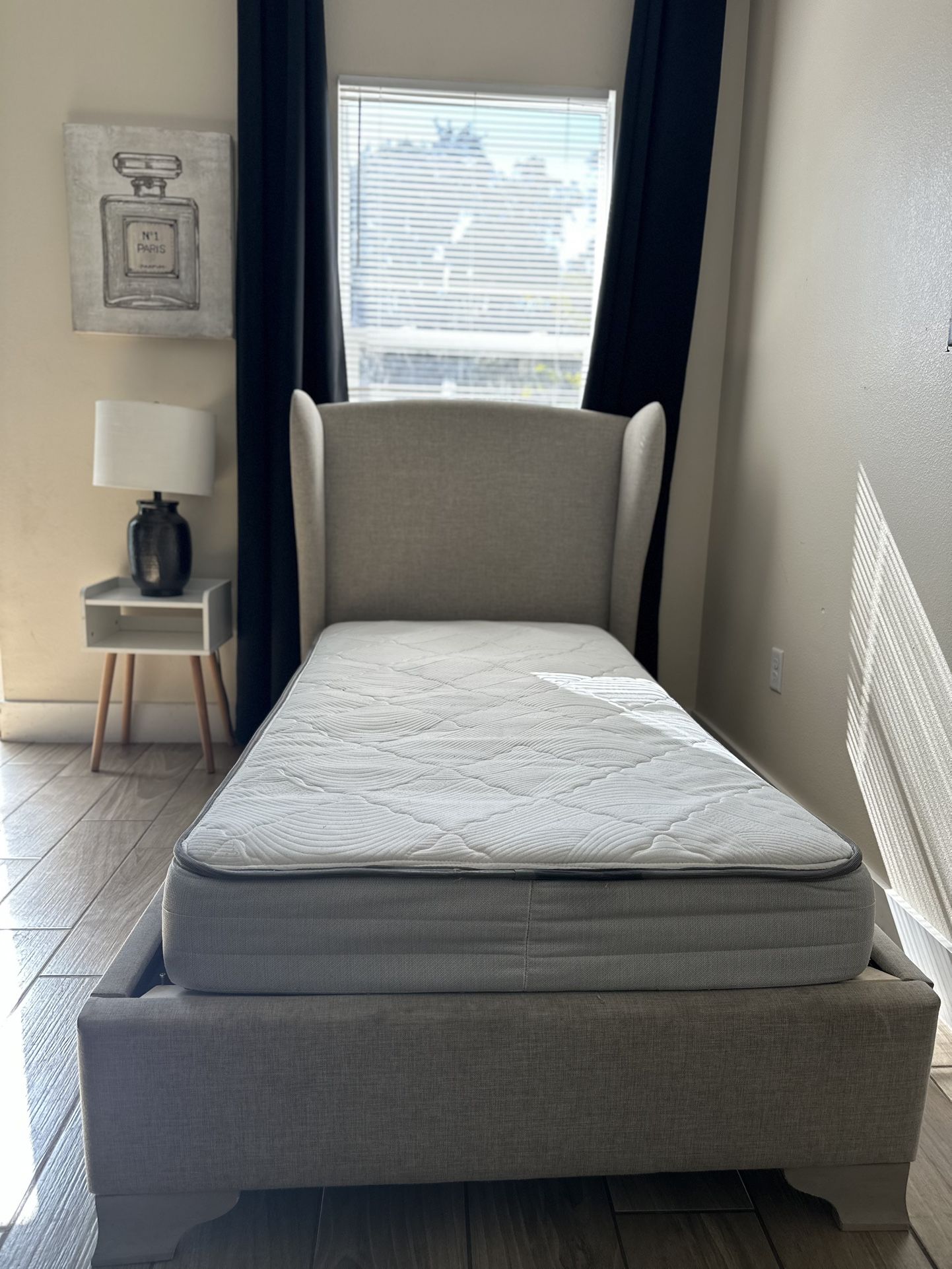 Twin Bed Side Table And Lamp