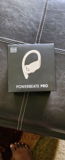 Powerbeats Pro Earphones