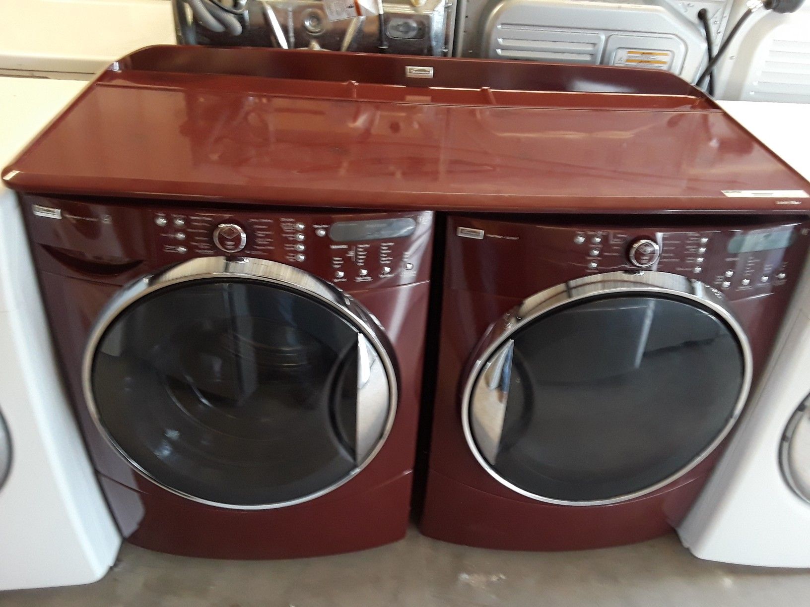 Kenmore elite brugandy color