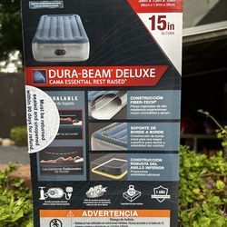 Air mattress with carrying bag