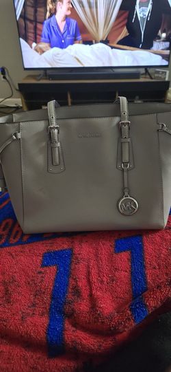 Michael Kors Voyager Genuine Leather Top Zip Tote Bag Gray
