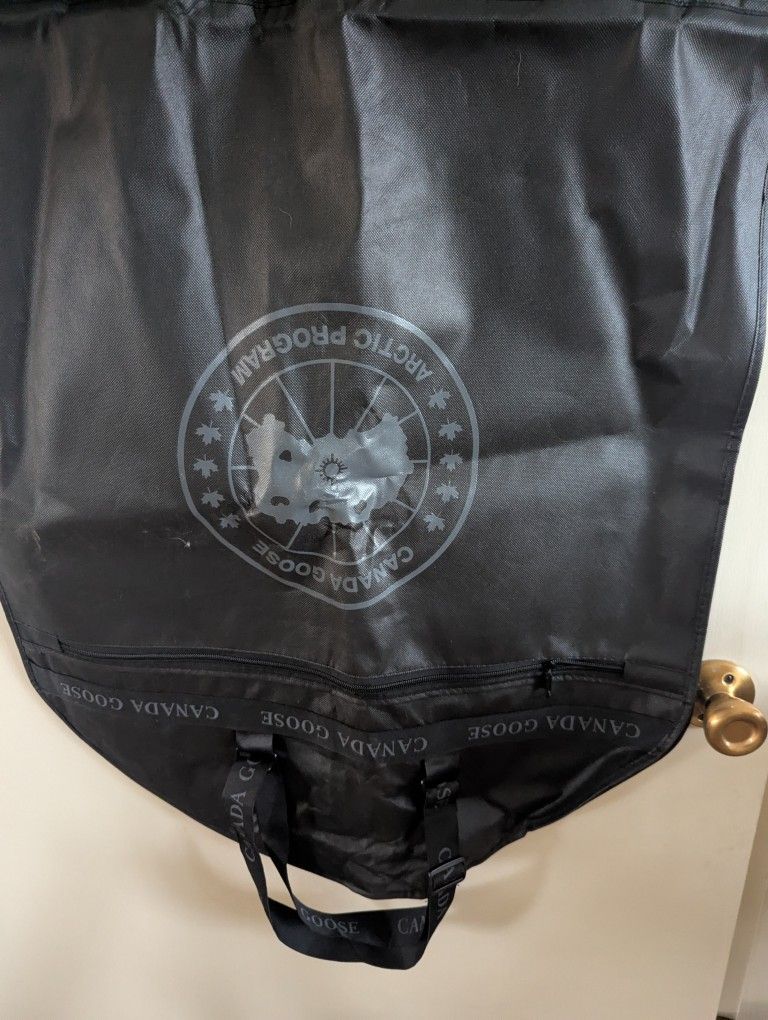 Canada Goose Garment Bag