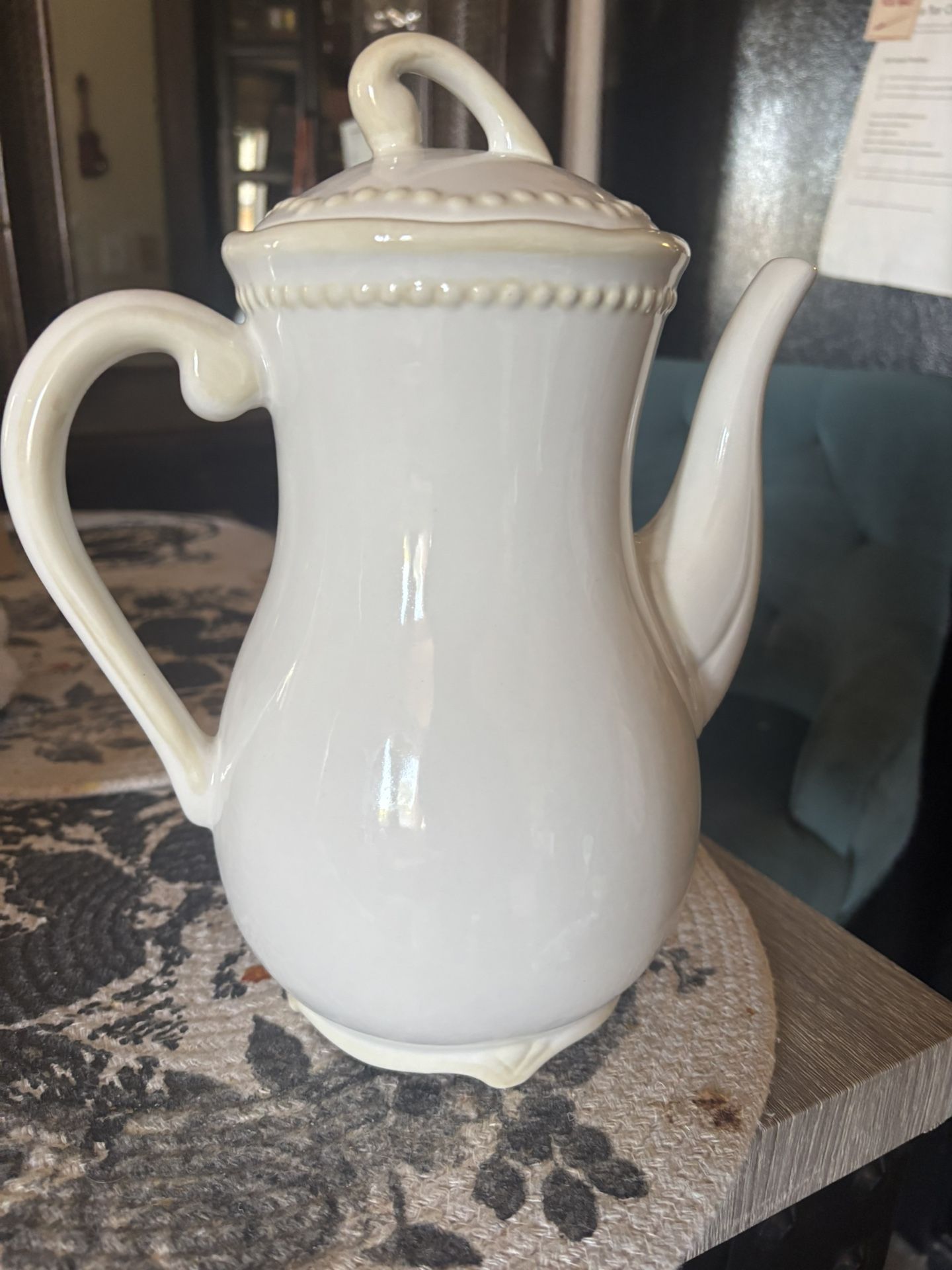 Princess House Pavillion Coffee Pot And Lid Ceramic Ivory Cream (8 7/8”) (8 Cup) Used