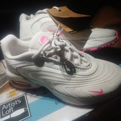 Nike Air Maxes Vapor Max