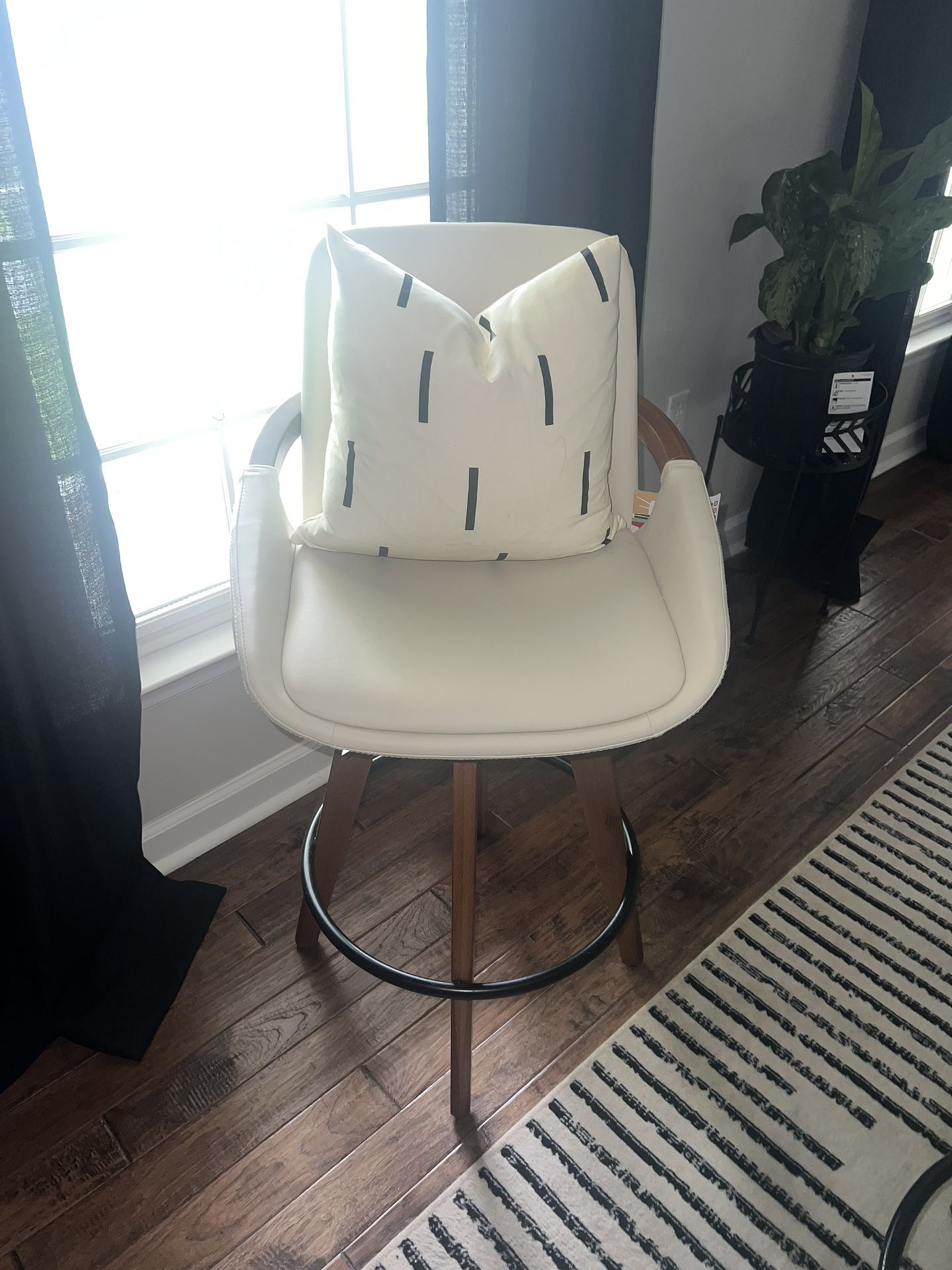 Bar Stools For Sale 29” New Not Used Set Of (6) For $650