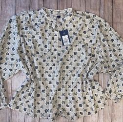 New Women’s XL Cream Floral Long Sleeved Blouse