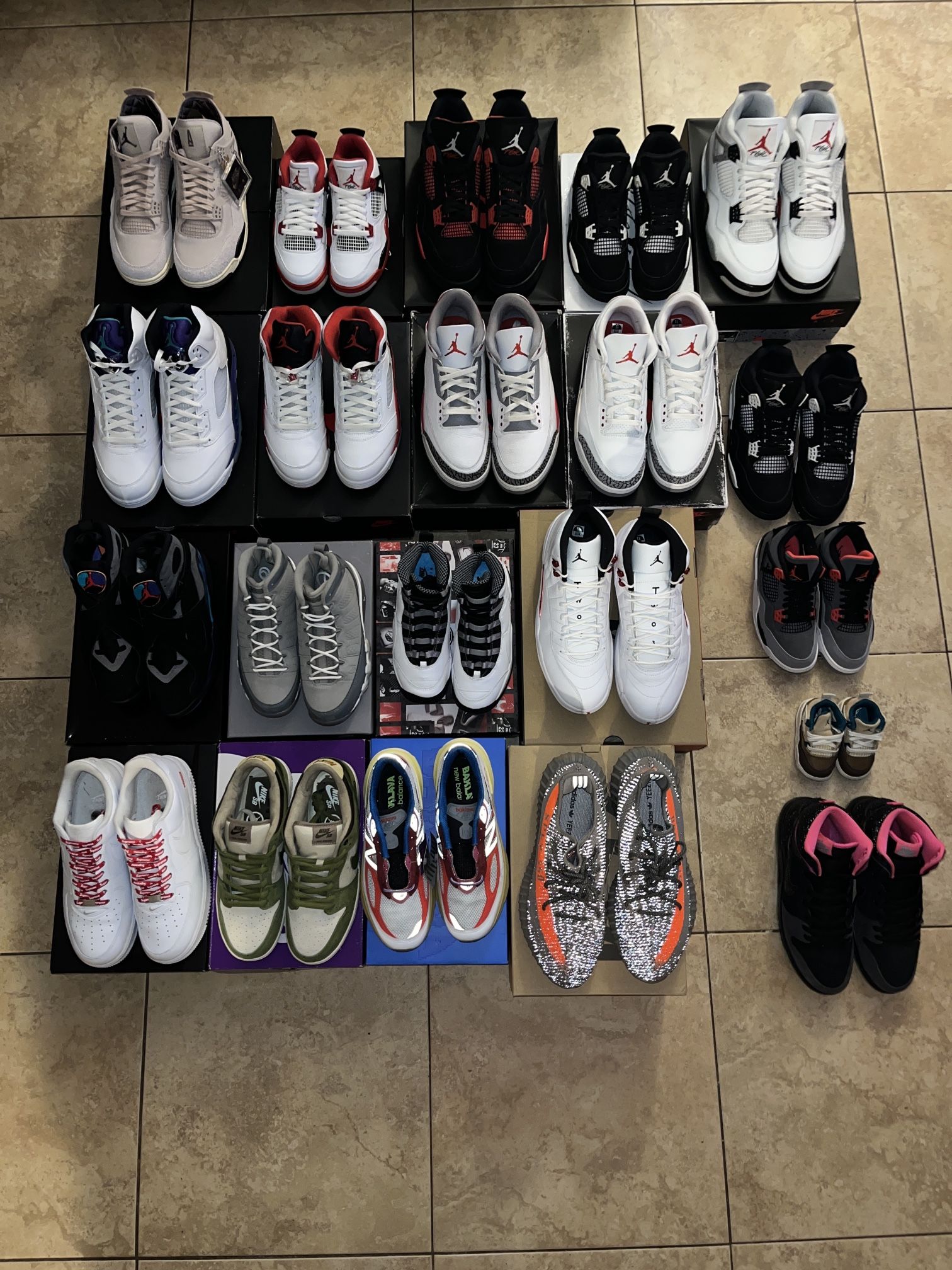 AIR JORDAN NIKE DUNK SBs YEEZY SNEAKER SALE!