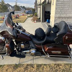 2009 Electra Glide Ultra Classic!!!