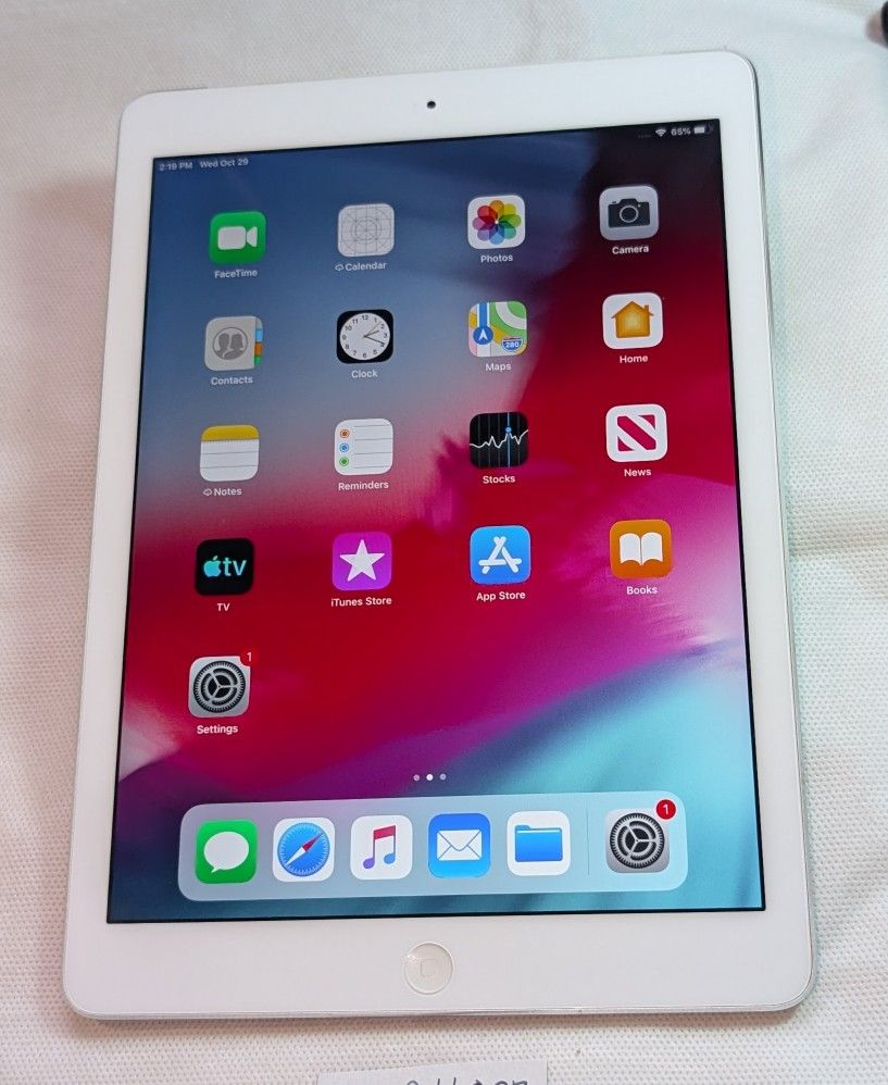 Nice APPLE iPad AIR 1 WIFI PLUS 4G CELLULAR UNLOCKED