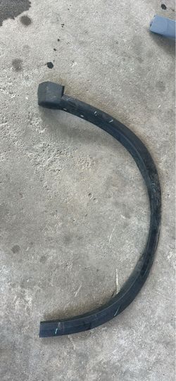 2021-2023 Front Fender Trim Moulding Right Passenger Side Fits For 2021-2023 Nissan Rogue