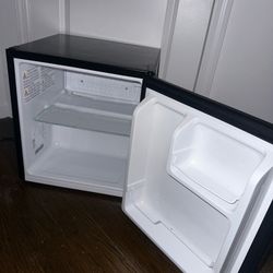 Mini fridge / Freezer
