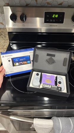 BackBone Playstation edition (compatible with iPhone lightning port)