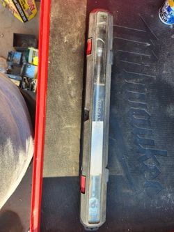50 ft. / lbs. to 250 ft. / lbs. 1/2 in. Drive Torque Wrench