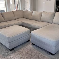 Sectional Couch with Chaise Lounge