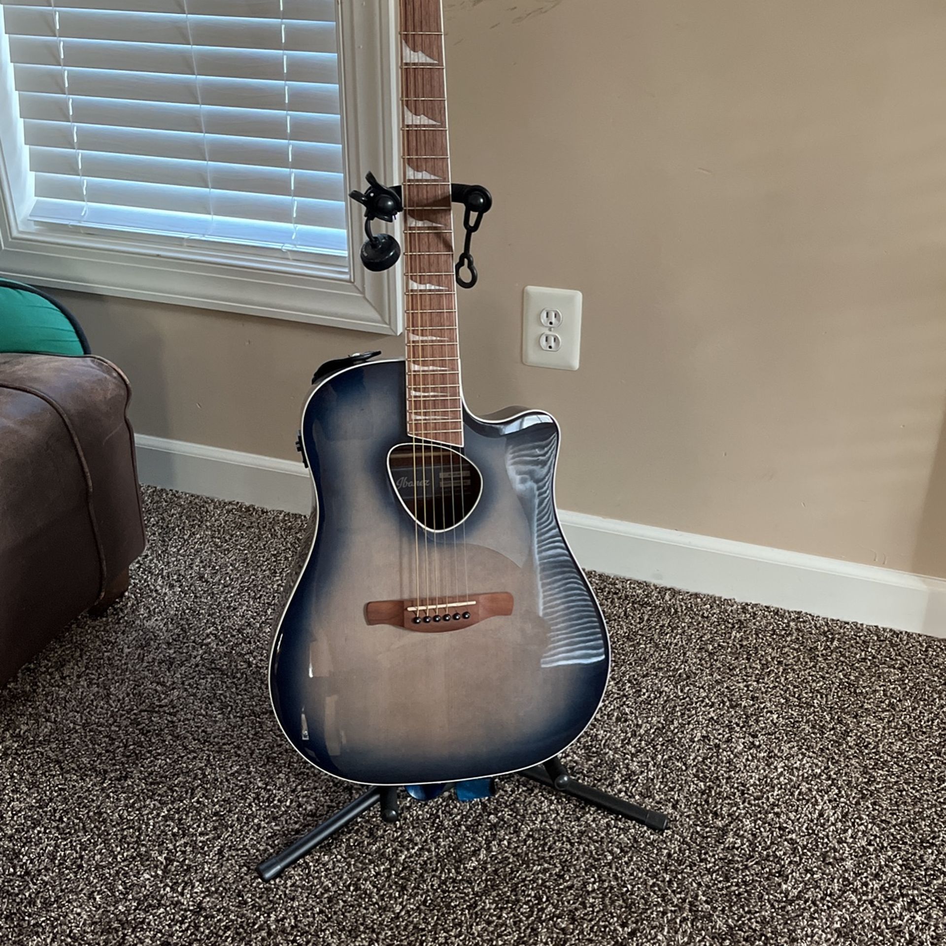 Ibanez Alt 30 Acoustic Electric Guitar