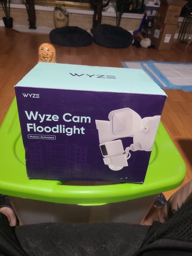 WYZE WYZEC3FL Outdoor Floodlight Security Camera*New