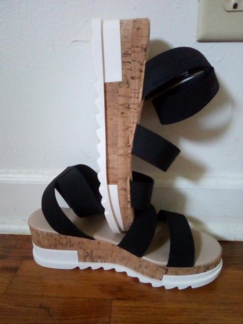 Cross Over Shoes