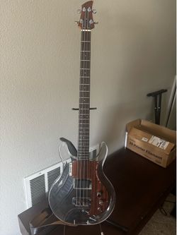 1970 Dan Armstrong Lucite Bass