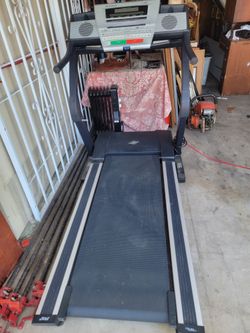 Nordic Track Treadmill E 3800