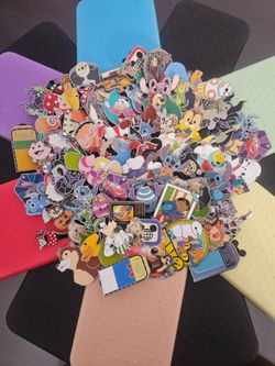 Disney Parks Pin Trading