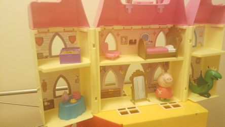Peppa Pig Castle