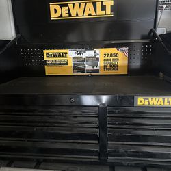 DeWalt 41” Tools Cabinet