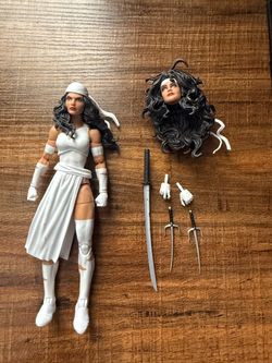 Marvel Legends Elektra