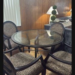 5 seat chairs with dining table