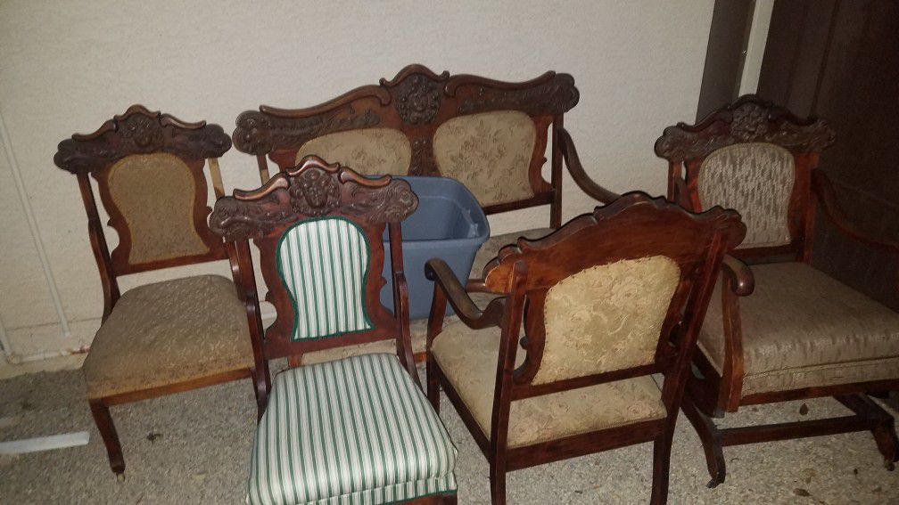Antique furniture set $199