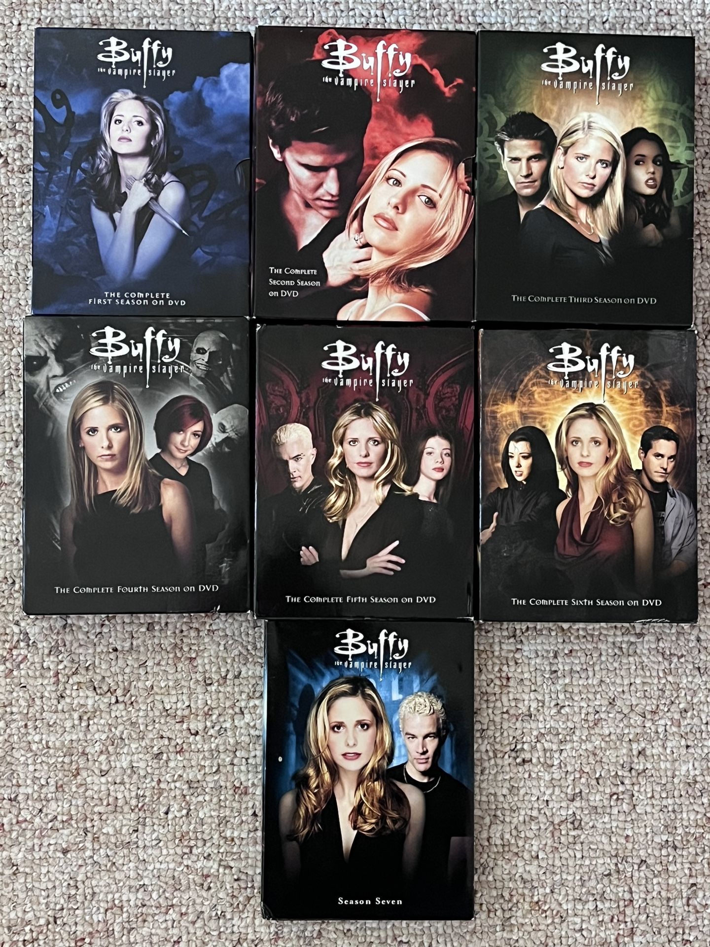 Buffy the vampire slayer, DVD seasons 1-7. Meet in Smithtown/Kings Park area.